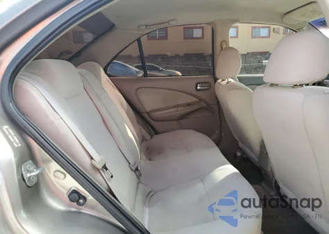 2004 Nissan Sentra 2.5S z USA, uszkodzony, nr VIN 3N1AB51A14L740333